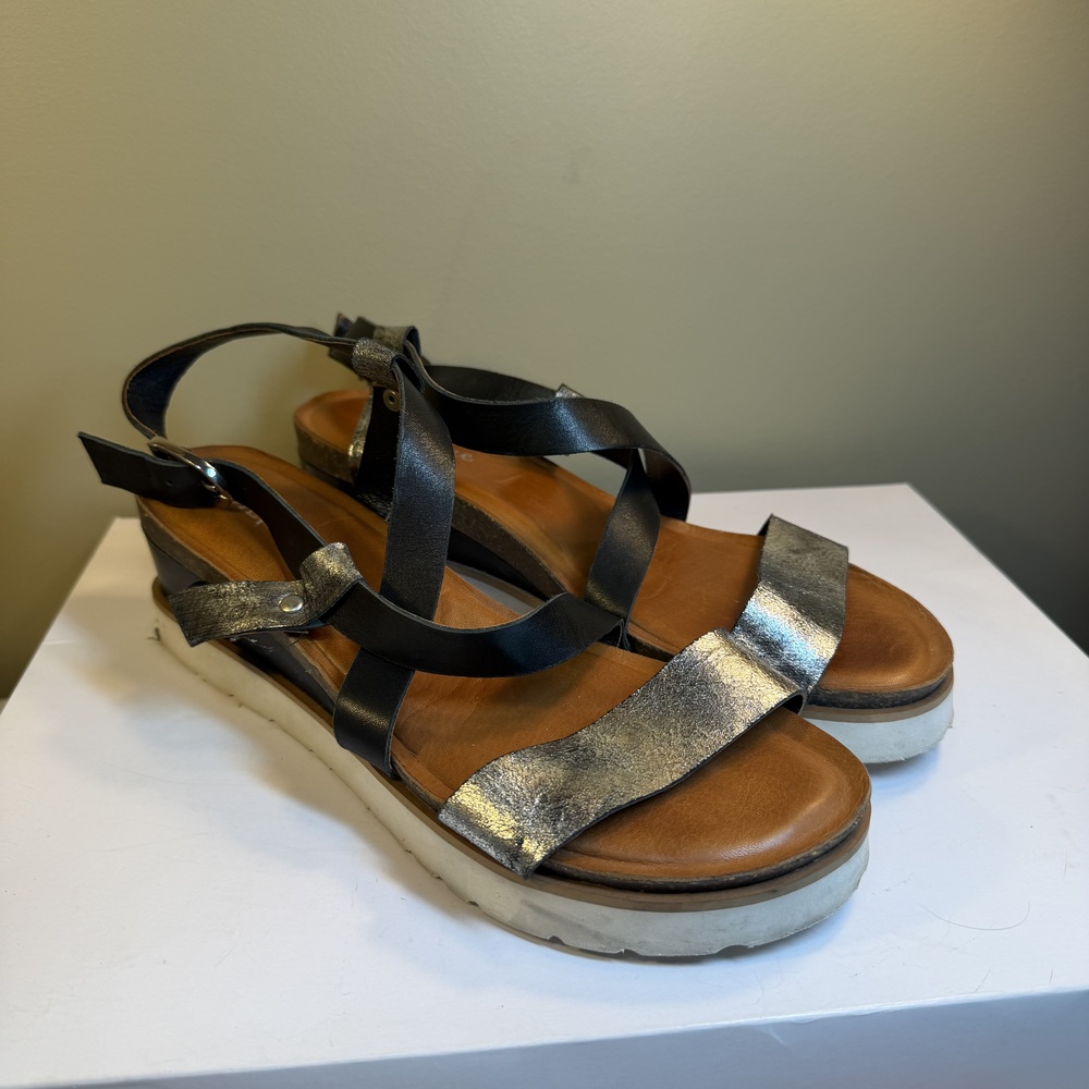 Diba True Good Timing Women's Sandals Black Size 9.5 Metallic Leather Platform